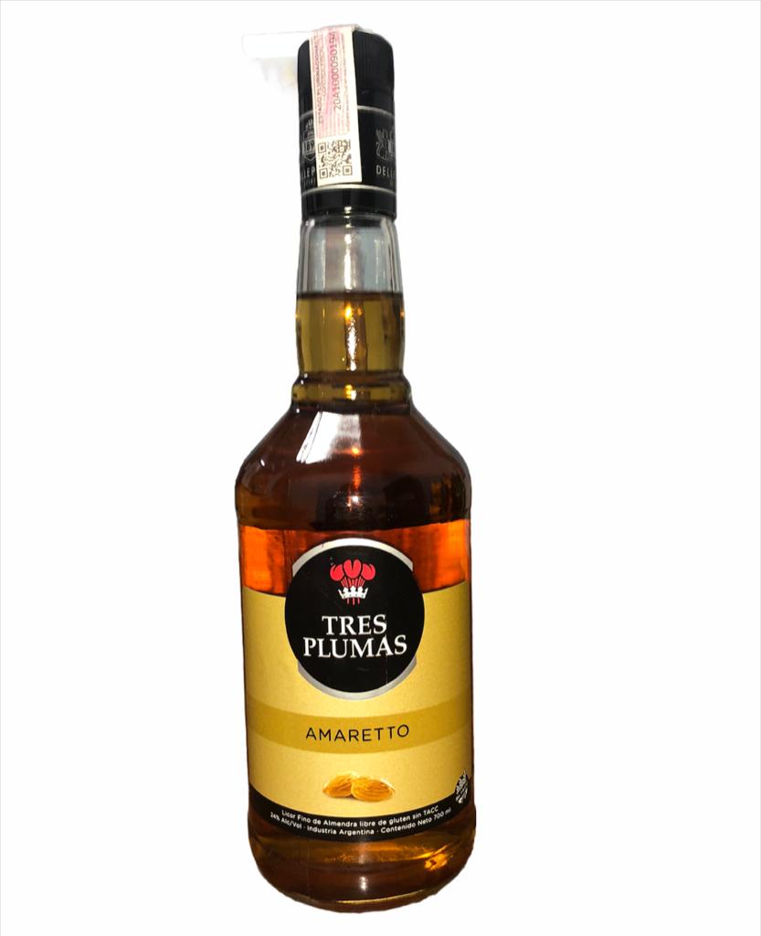 [010170113] TRES PLUMAS AMARETTO 700ML